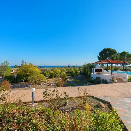 Piccolo Paradiso Villa *